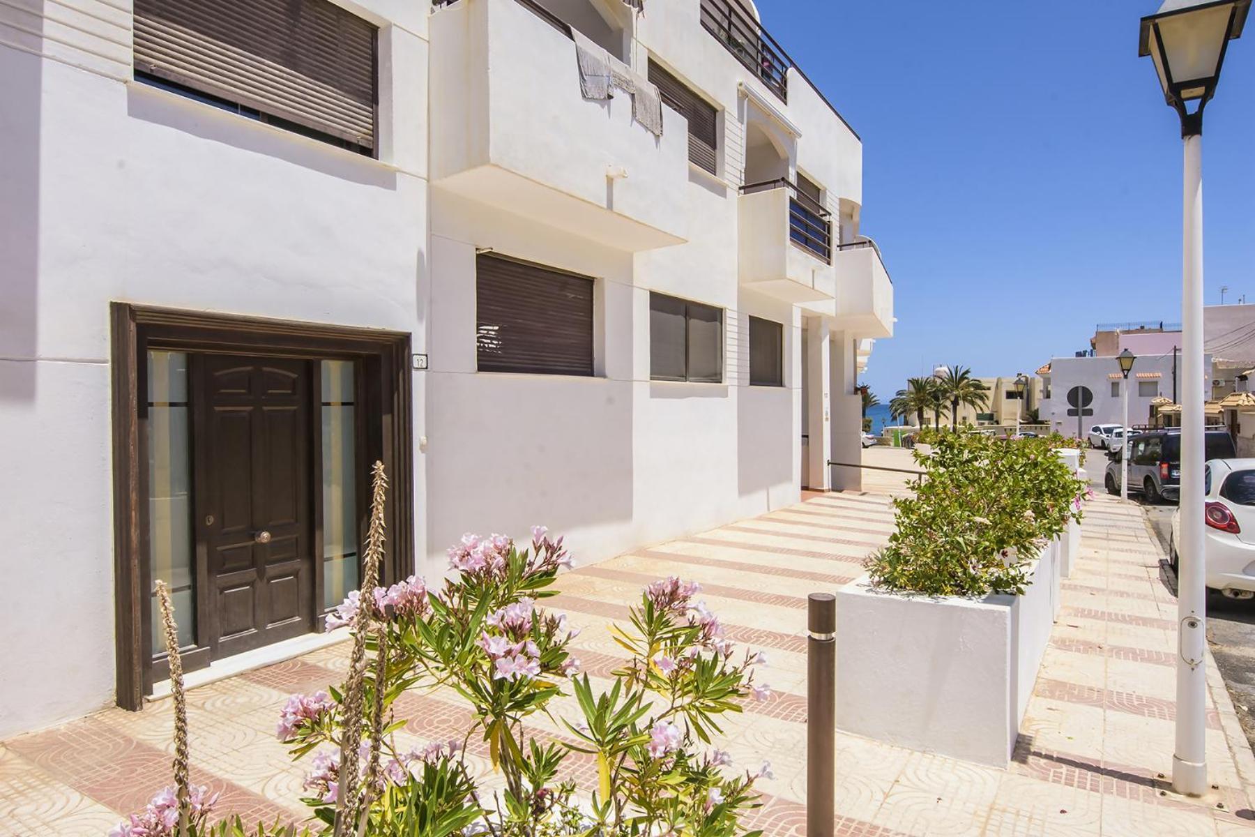 Un paso del Mar Carboneras Exterior foto